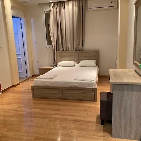 Ferienwohnung Just A Central Studio Apt. *Top Location* Athen Exterior foto