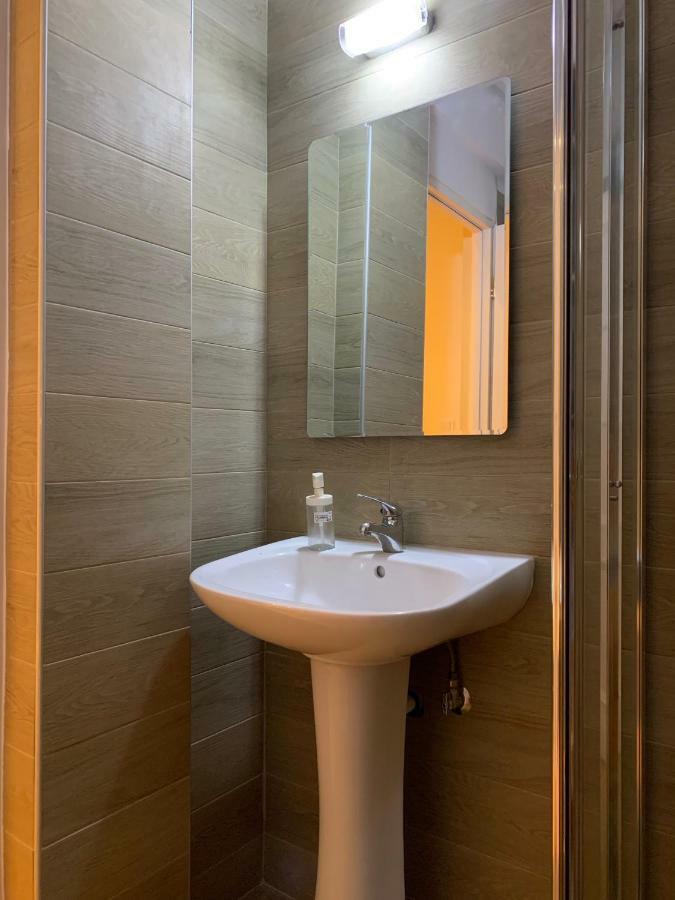 Ferienwohnung Just A Central Studio Apt. *Top Location* Athen Exterior foto