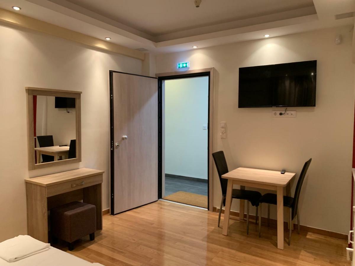 Ferienwohnung Just A Central Studio Apt. *Top Location* Athen Exterior foto